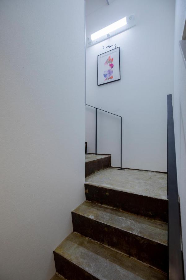 Benjamin Hotel كانازاوَ المظهر الخارجي الصورة